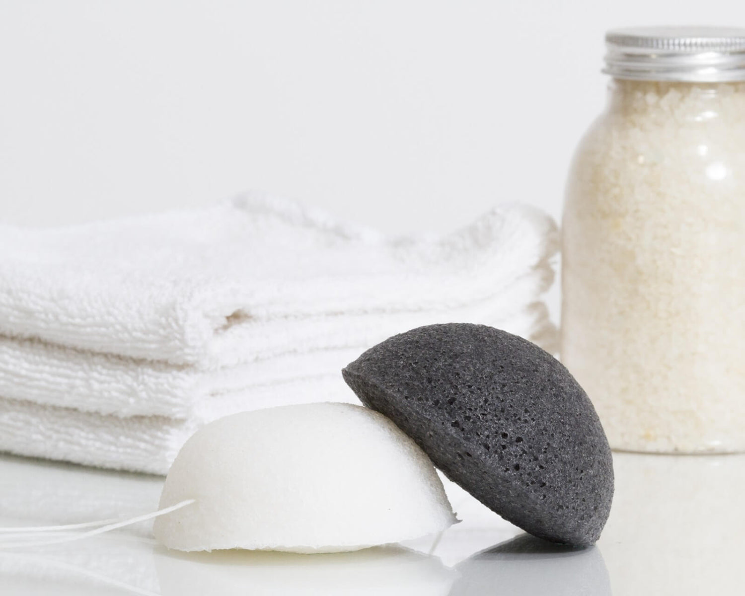 Konjac Sponge with Red Clay
